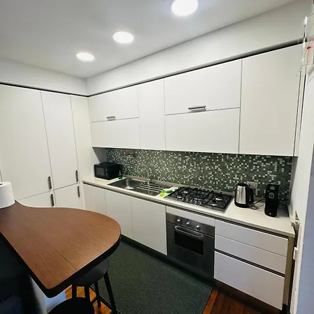 Apartment Access, Private Umbrella & Ac Pescara