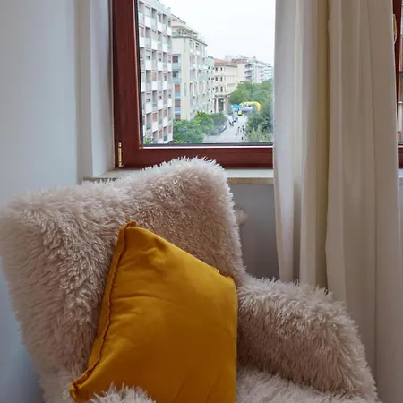 Access, Private Umbrella & Ac Apartment *